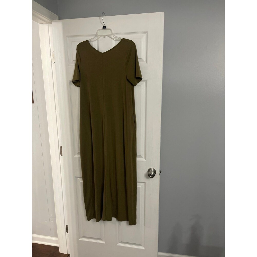 Zenana Women's Relaxed Fit V-Neck Short Sleeve Maxi Dress Size M Olive Green - Picture 2 of 4